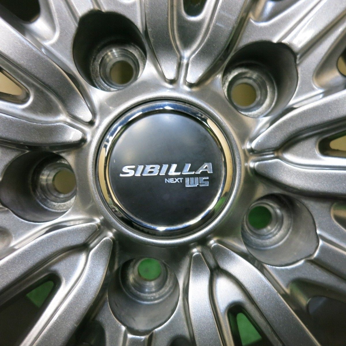 バリ溝！21年！キレイ！9.5分☆スタッドレス 195/65R15 ダンロップ 