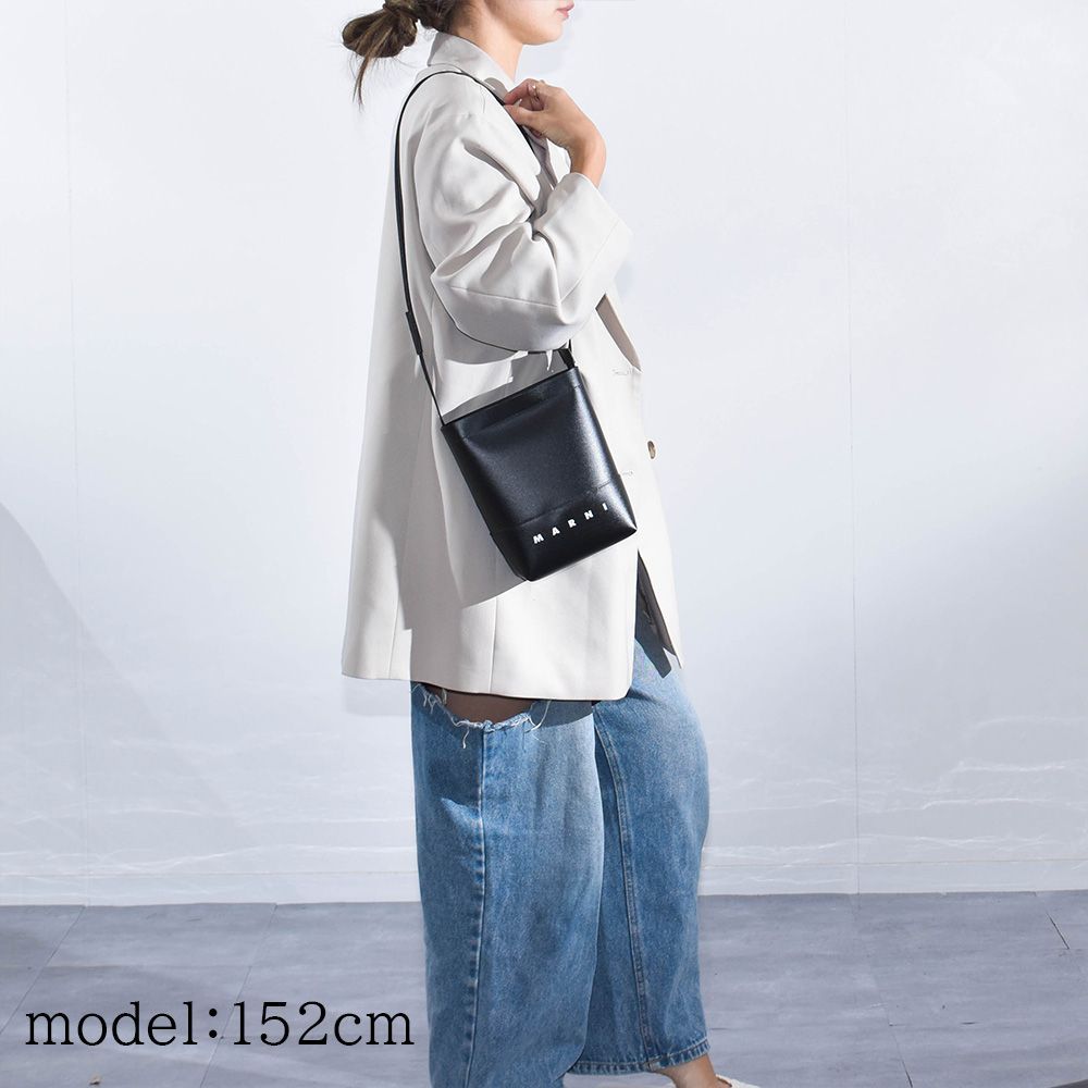 マルニ ショルダーバッグ PVC MARNI SBMQ0068A0 P5769 00N99 マルニ ショルダーバッグ PVC MARNI SBMQ0068A0 P5769 00N99