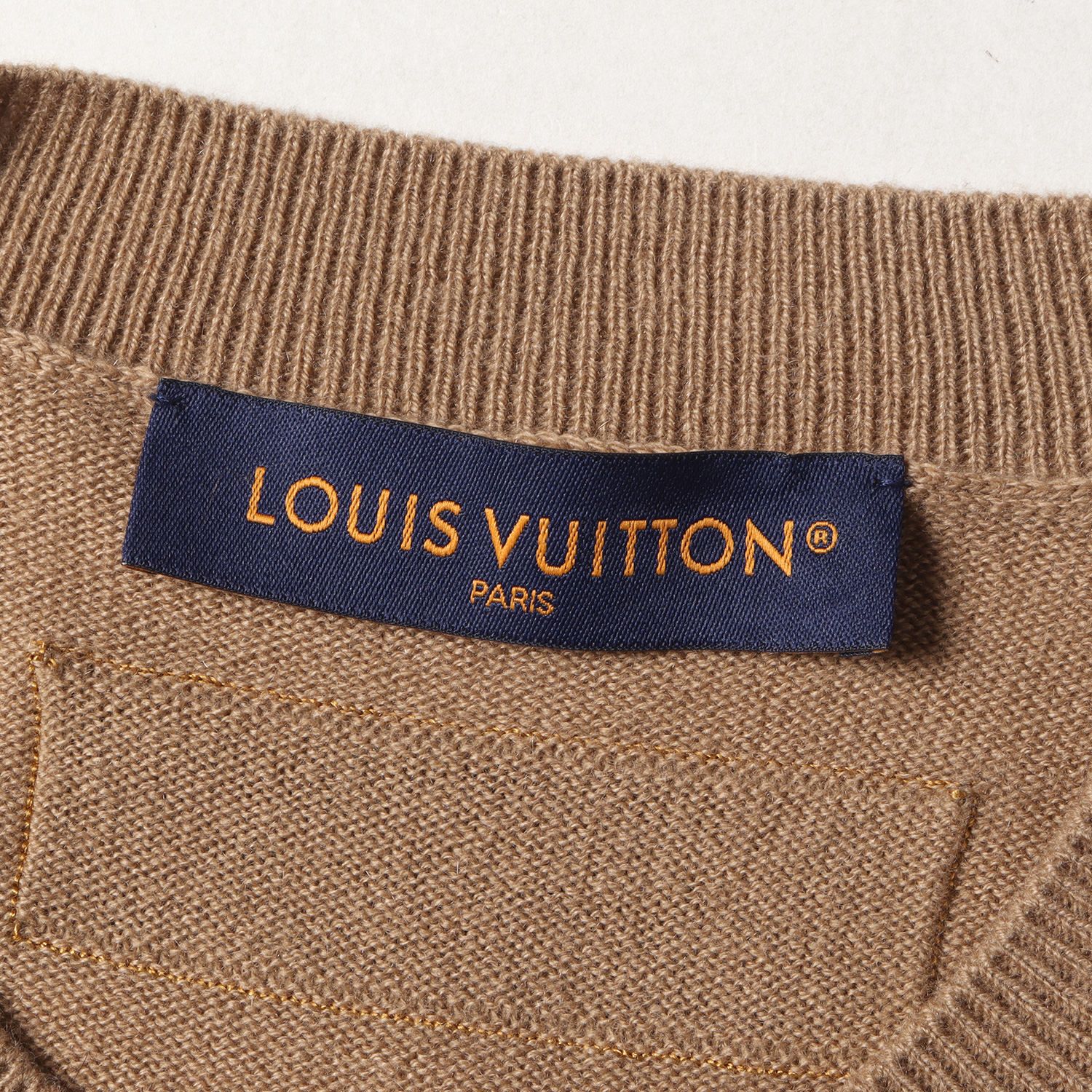 新品同様 LOUIS VUITTON ルイヴィトン ニット サイズ:M 24SS エンボス 