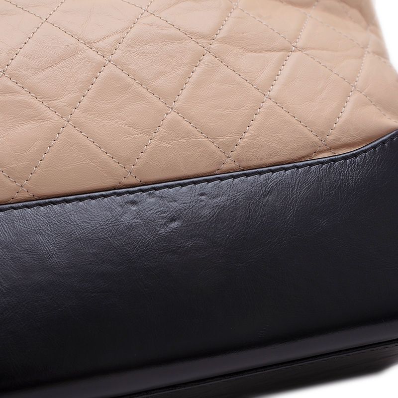 CHANEL ガブリエル ホーボー ショルダーバッグ ベージュ シャネル ガブリエル ドゥ ホーボー ショルダーバッグ レザー