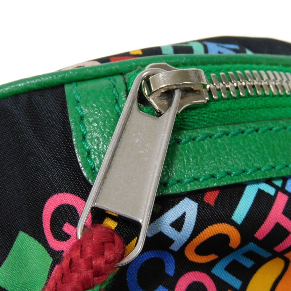 20時まで限定値下げ　春の新作　GUCCI グリーン色限定品　GG ベルトバッグ 20時まで限定値下げ春の新作GUCCI グリーン色限定品GG ベルトバッグ