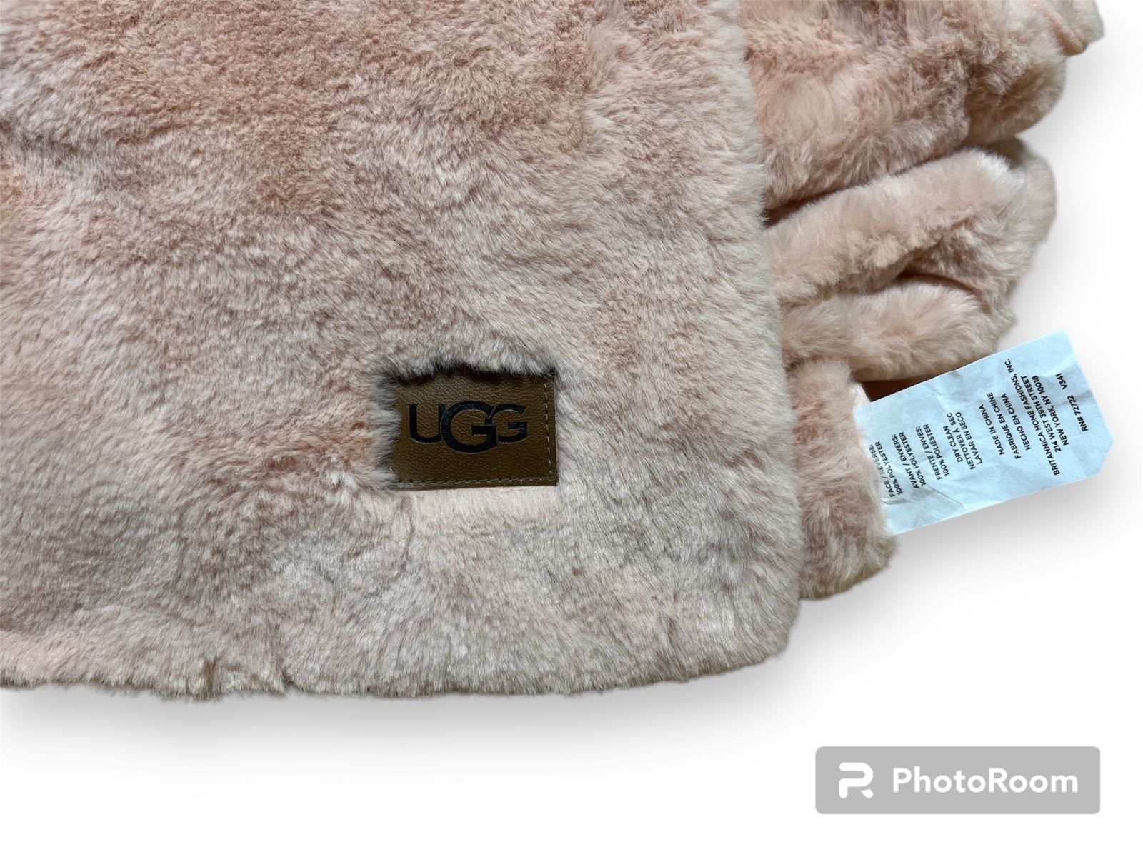 UGG POLAR THROW SUNSET（ソフトピンク）#55043 - Cross Road - メルカリ