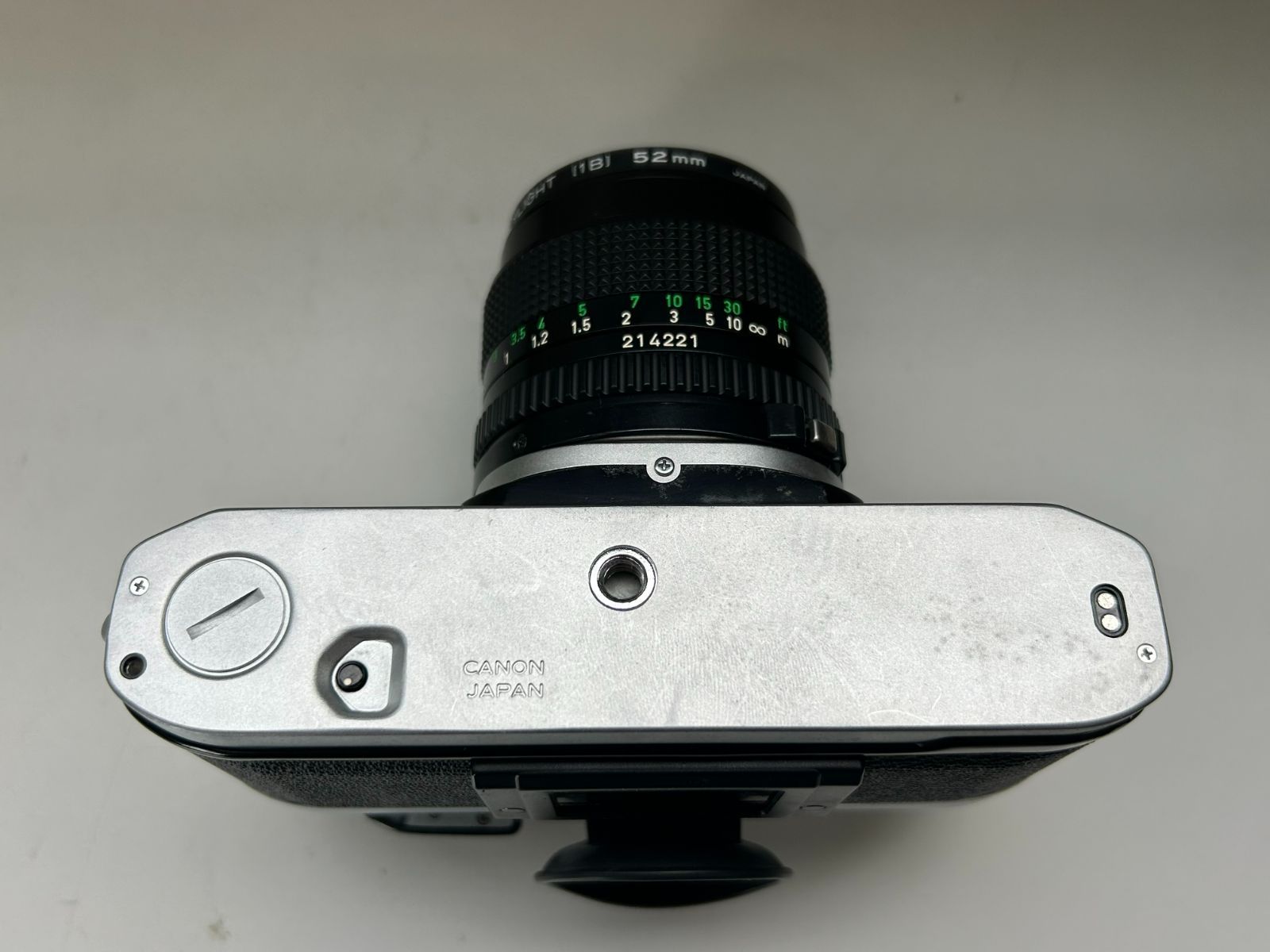 Canon AE-1 一眼レフカメラ 55mmレンズ付き Amazon | Canon AE-1 35mmフィルムカメラ 50mm 1:1.8レンズ付き