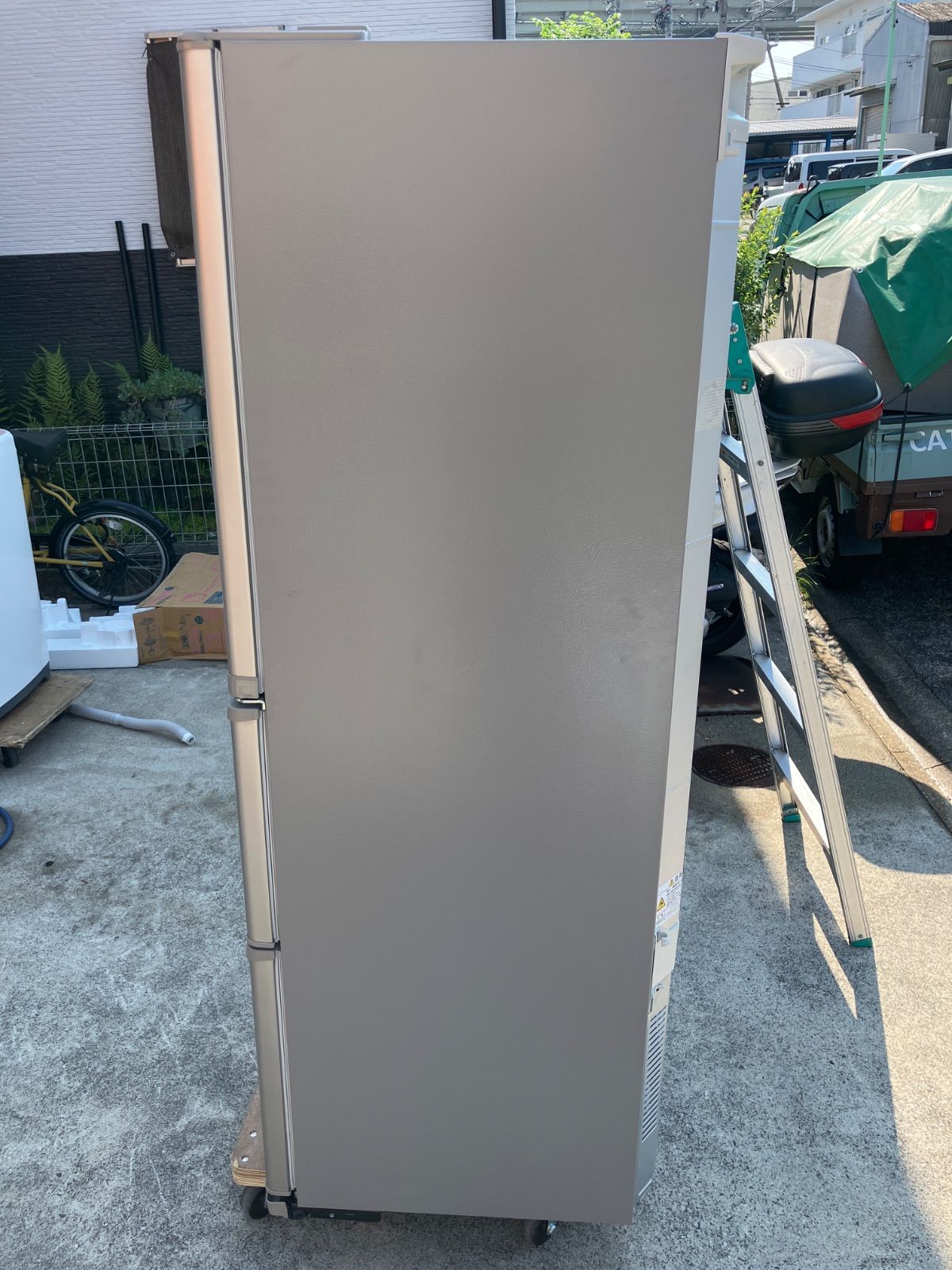 Panasonic 2021年製 パナソニック ノンフロン冷凍冷蔵庫 スリードア 3