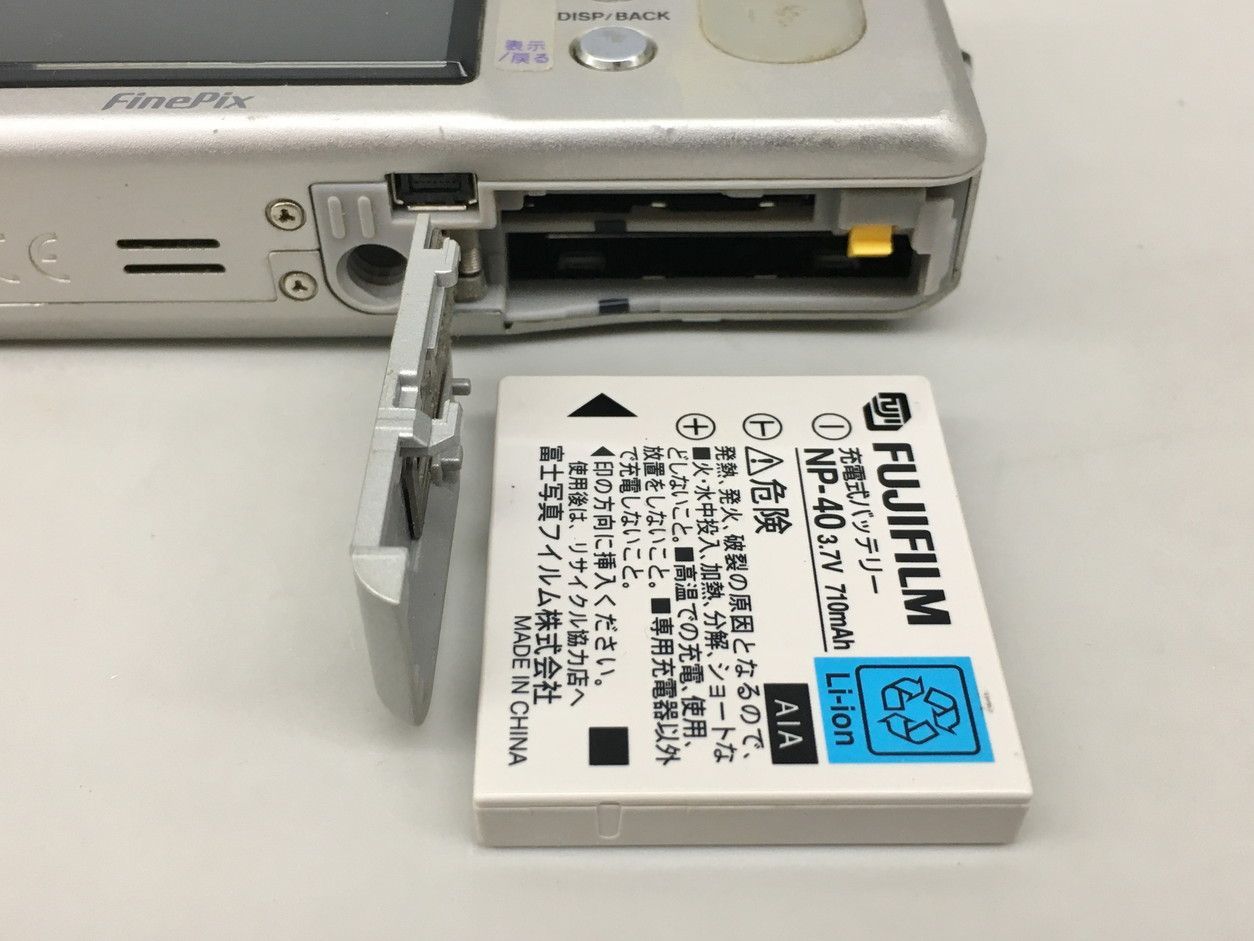 Fujifilm FinePix F455 デジタルカメラ 動作確認済⭐️FUJIFilm