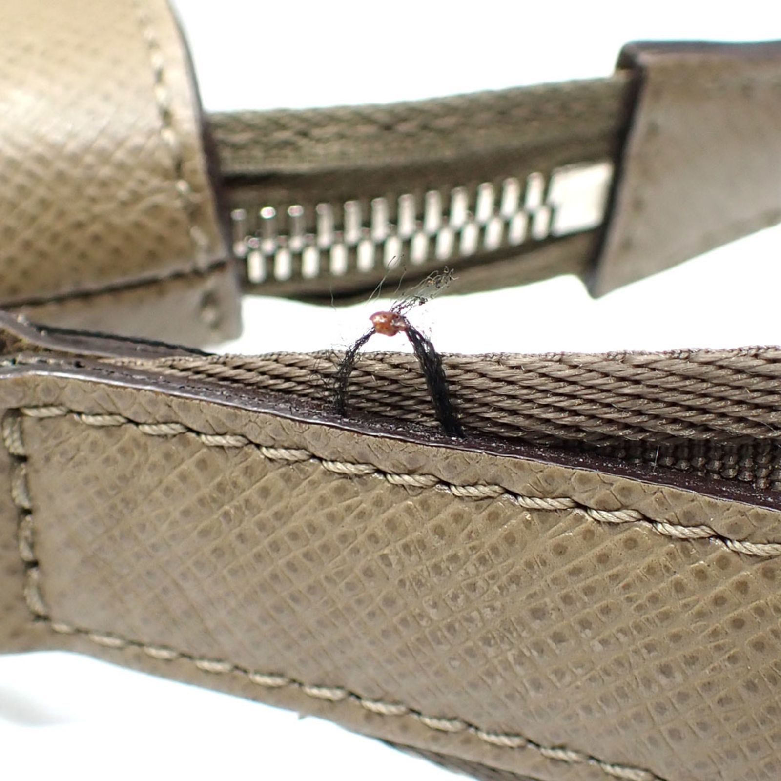 ルイ ヴィトン Louis Vuitton ルイ ヴィトン ショルダーバッグ タイガ サシャ メンズ M32804 ウラル C2242217 DECORATOM_COM_BR