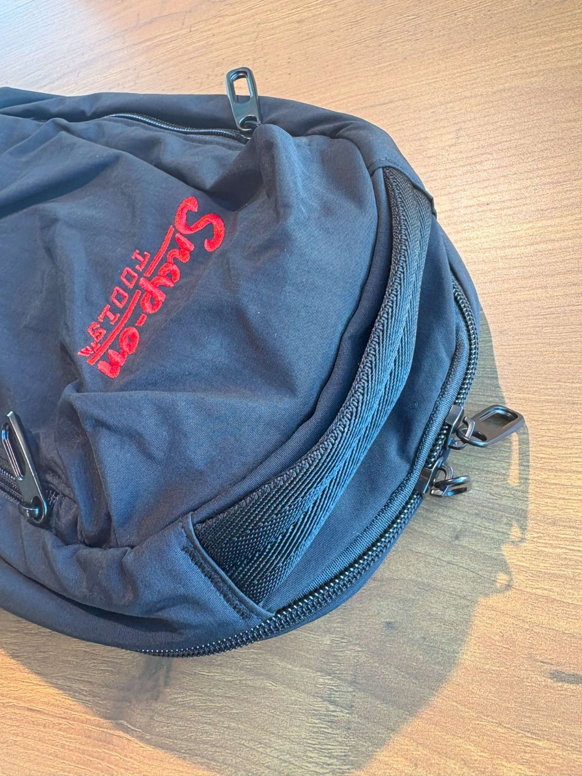 Snap-on ワンショルダーバッグ ブラック メンズ