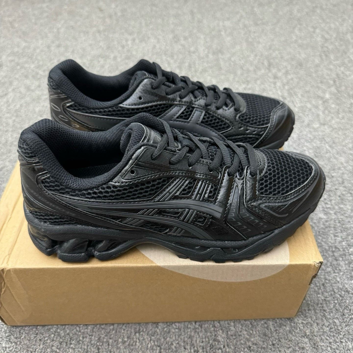 ASICSアシックス GEL-KAYANO 14 アシックス ゲルカヤノ14 Triple