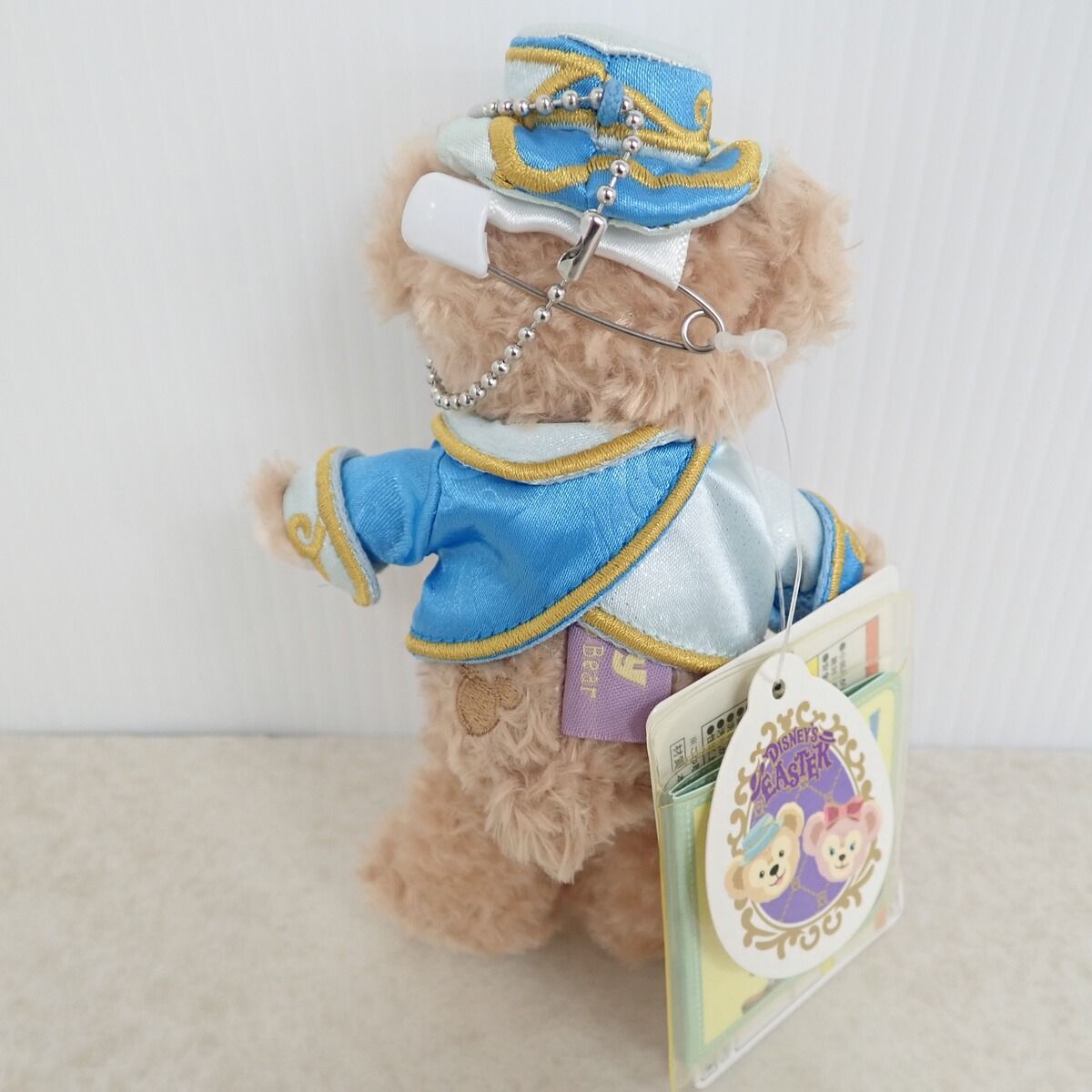 新品タグ付き　東京ディズニーシー　ダッフィー　シェリーメイ　ぬいぐるみバッジ　ファッショナブルイースター　東京ディズニーリゾート