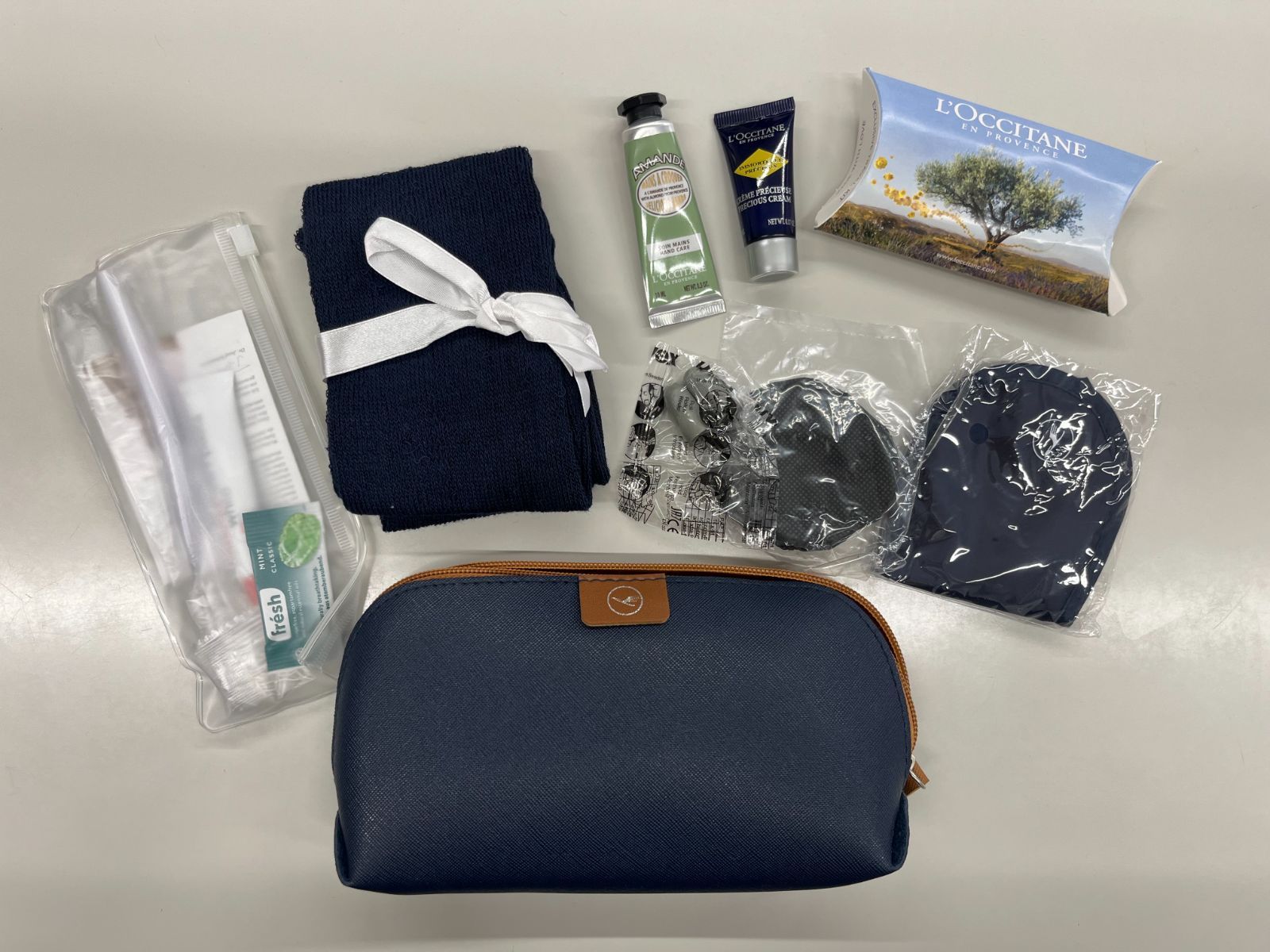 Lufthansa（ルフトハンザ航空）ビジネスクラス アメニティ - メルカリ