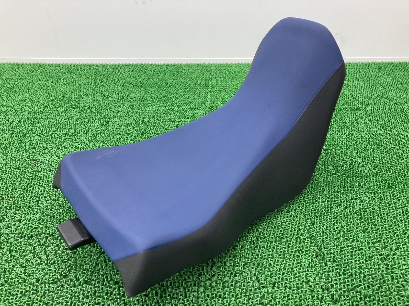 CRF1000Lアフリカツイン シート ホンダ 純正 中古 バイク 部品 SD04