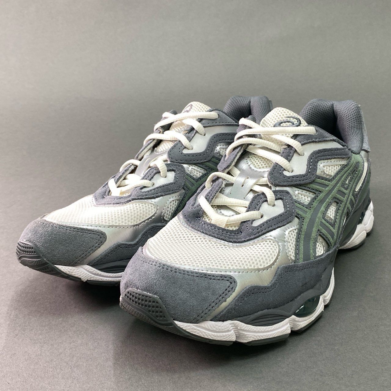 3g9 《美品》 asics アシックス GEL NYC スニーカー F921123 28cm 