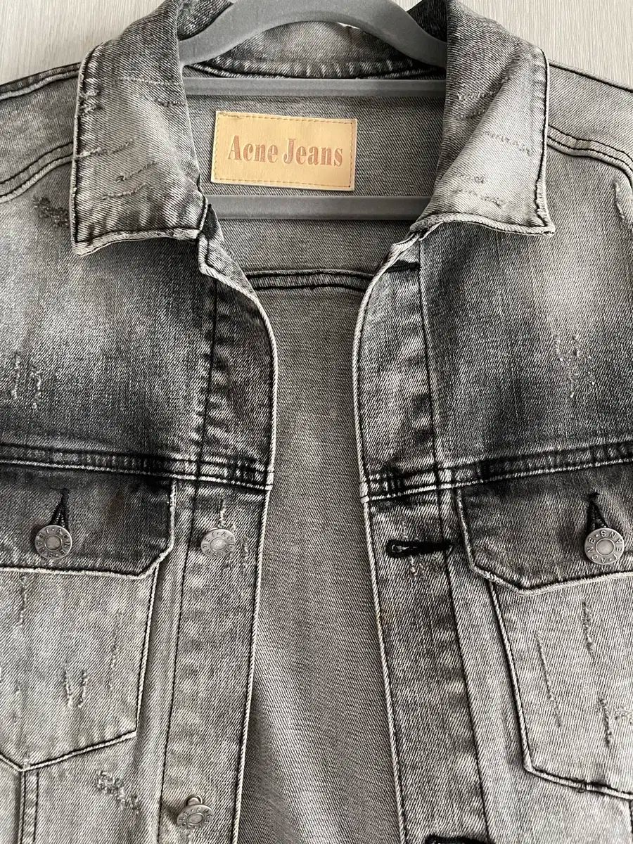 Acne Studios