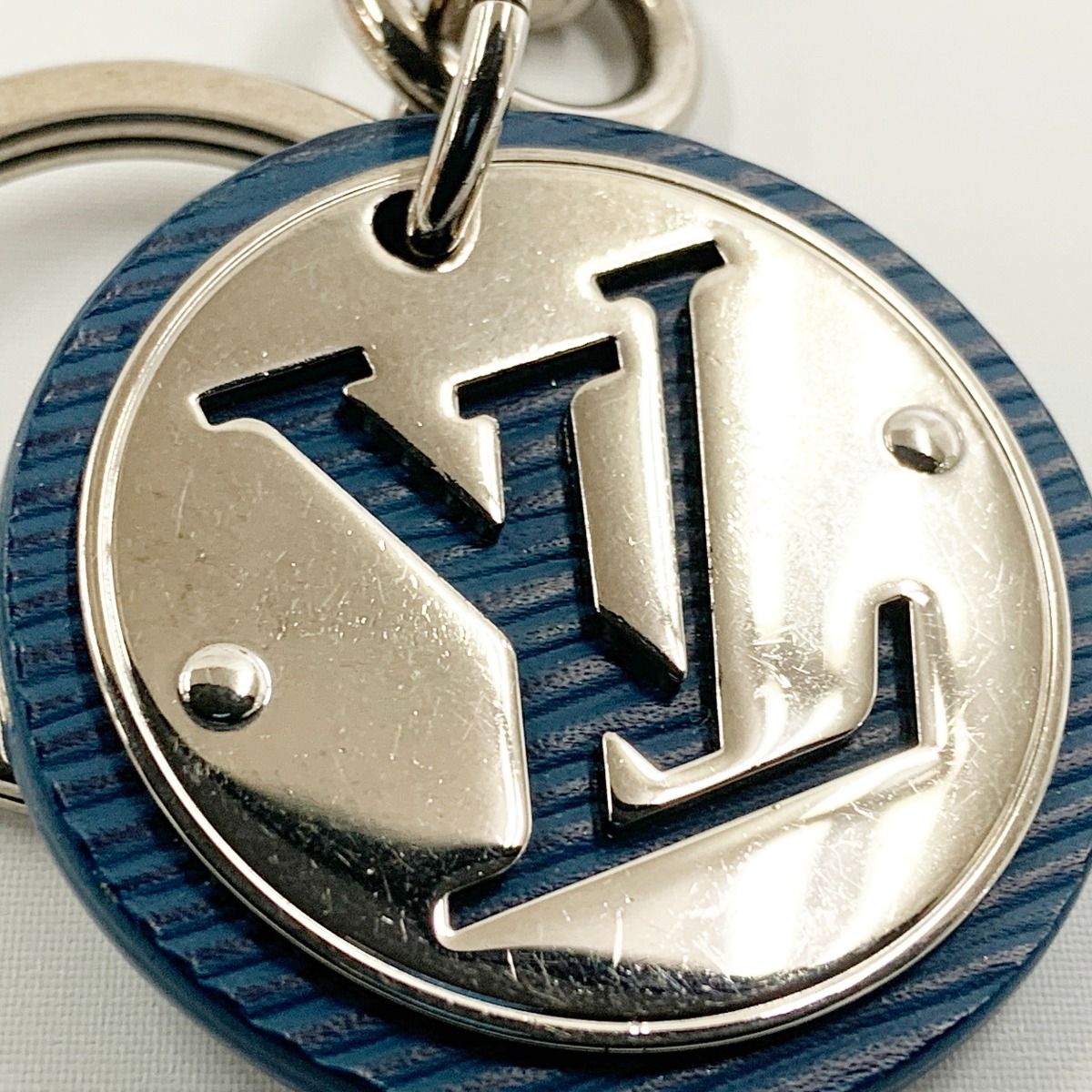 〇〇LOUIS VUITTON ルイヴィトン ポルトクレ LVサークル エピ キーリング キーホルダー M 61947 ブルー