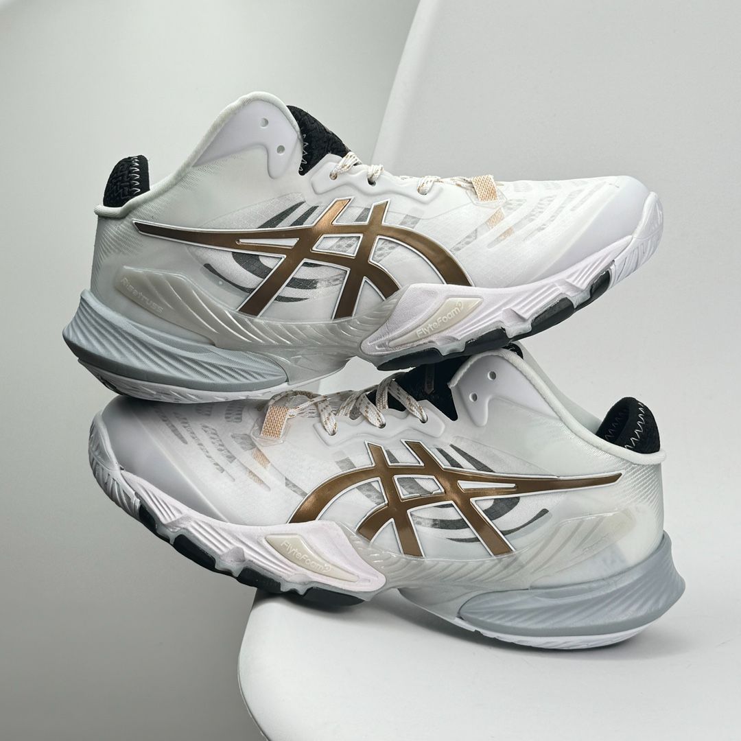 新品 バレーボールシューズ メタライズ ASICS METARISE - メルカリ