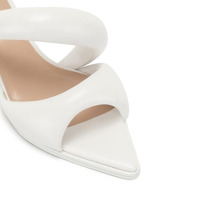 【美品】JW PEI サラミュール ユニークデザイン ベージュ 23.5cm相当 JW PEI Women's Sara Mule Heeled … curated on LTK