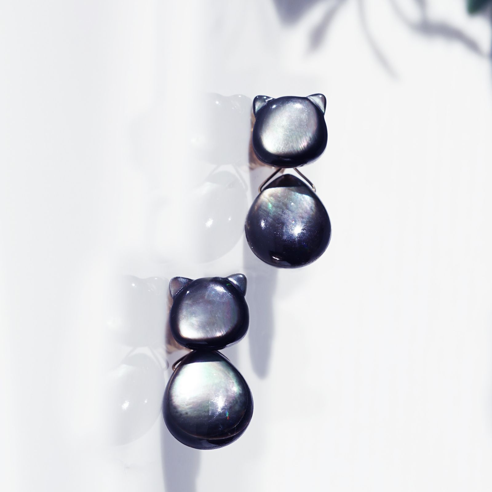 ボヘミアグラス：ペンドロイング・オブジェ（花器） ボヘミア グラス