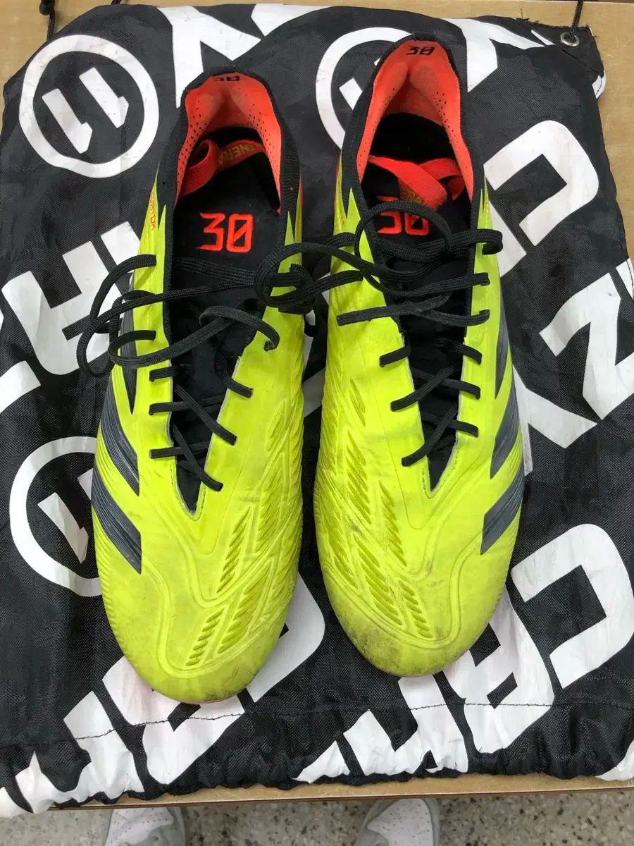 adidas アディダス プレデター エリート FT 270