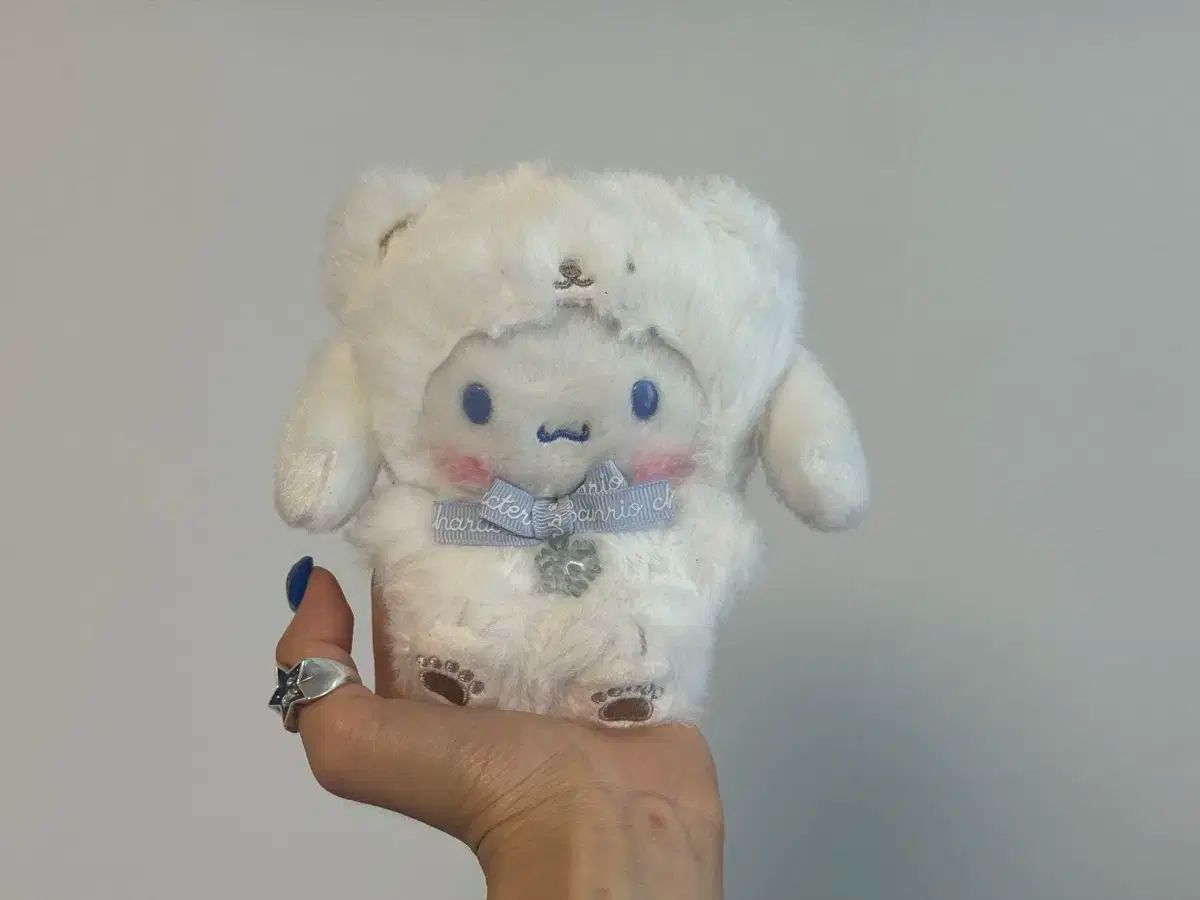 ふわふわ スノー くま シナモロール