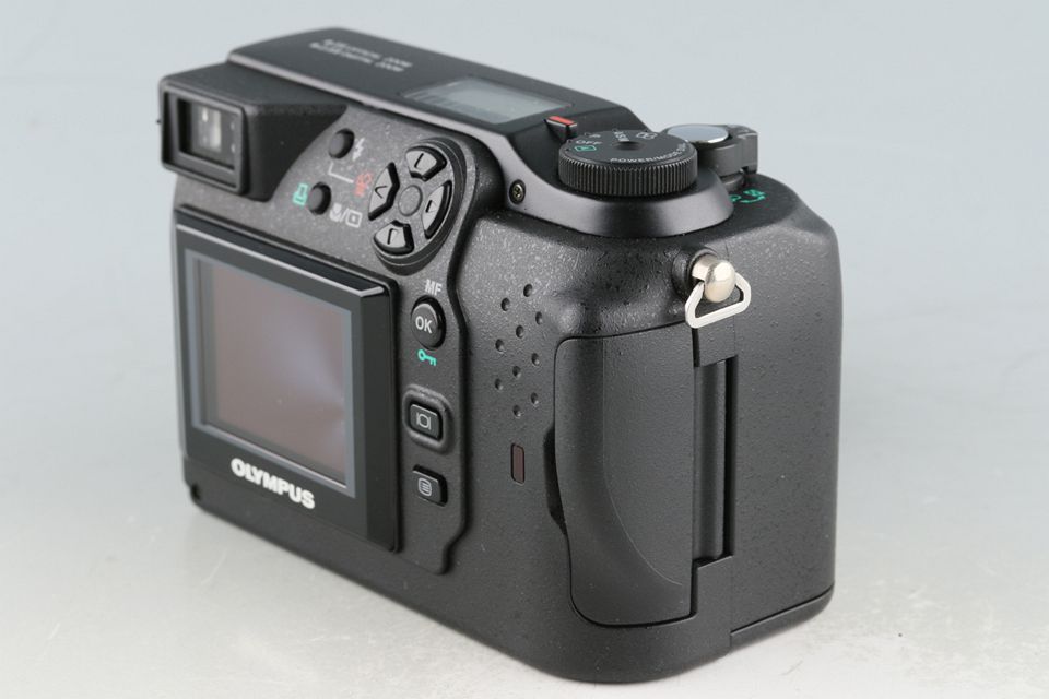 Olympus Camedia C-3030 Zoom Digital Camera *Japanese Version Only