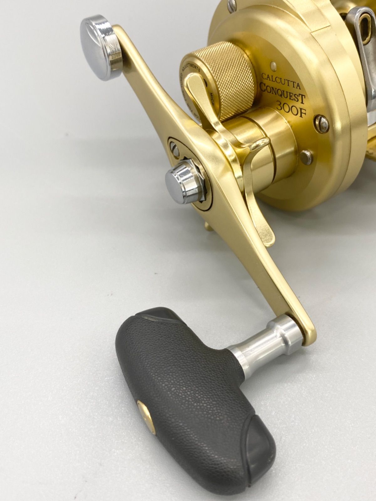 SHIMANO  シマノ カルカッタコンクエスト300F  訳あり品