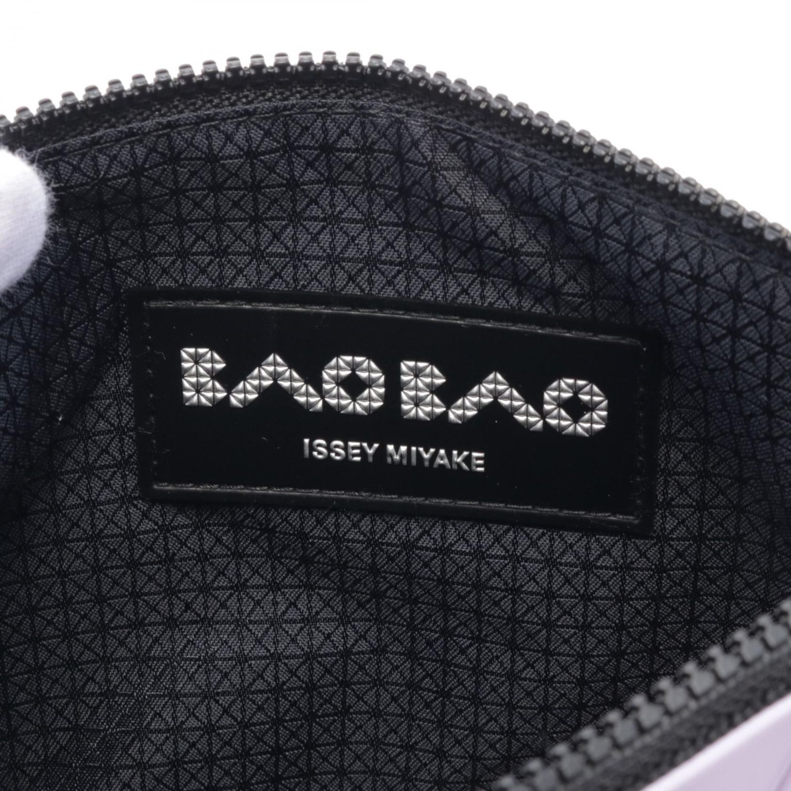 全品本物! BAO BAO ISSEYMIYAKE バオバオイッセイミヤケ ショルダーバッグ ☆期間限定＆送料無料☆!