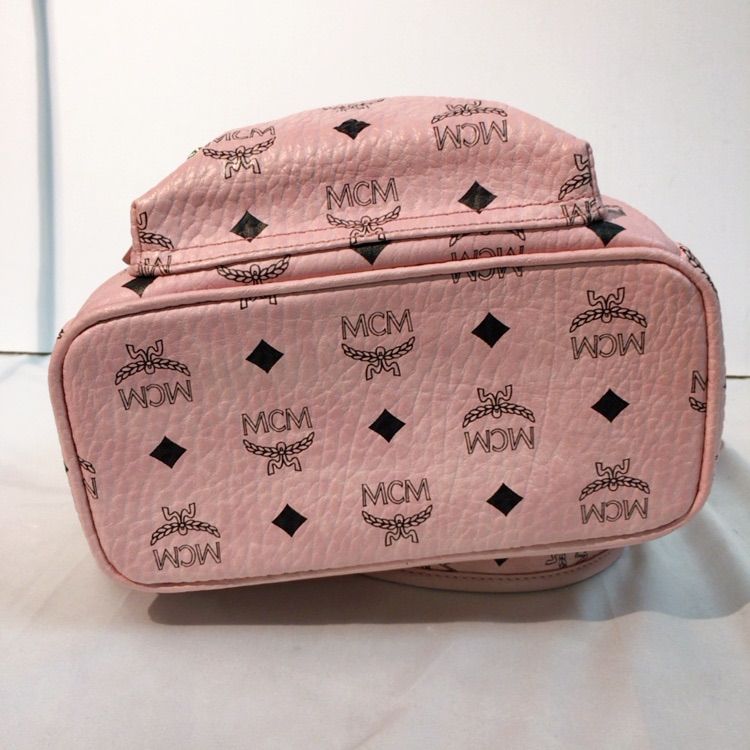 美品】 MCM ミニリュックサック ヴィセトス柄 ソフトピンク サイド 