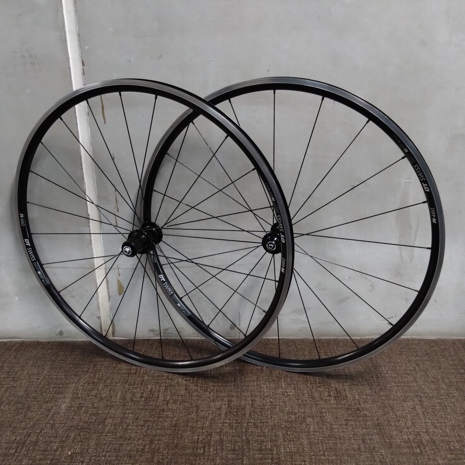 DTswiss R460db ディスクホイール 前後セットタイヤ付き DTswiss R460db ディスクホイール 前後セットタイヤ付き DT swiss R460