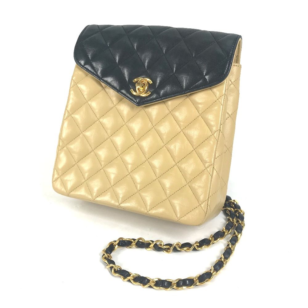 CHANEL シャネル ショルダーバッグ CC ココマーク マトラッセ 