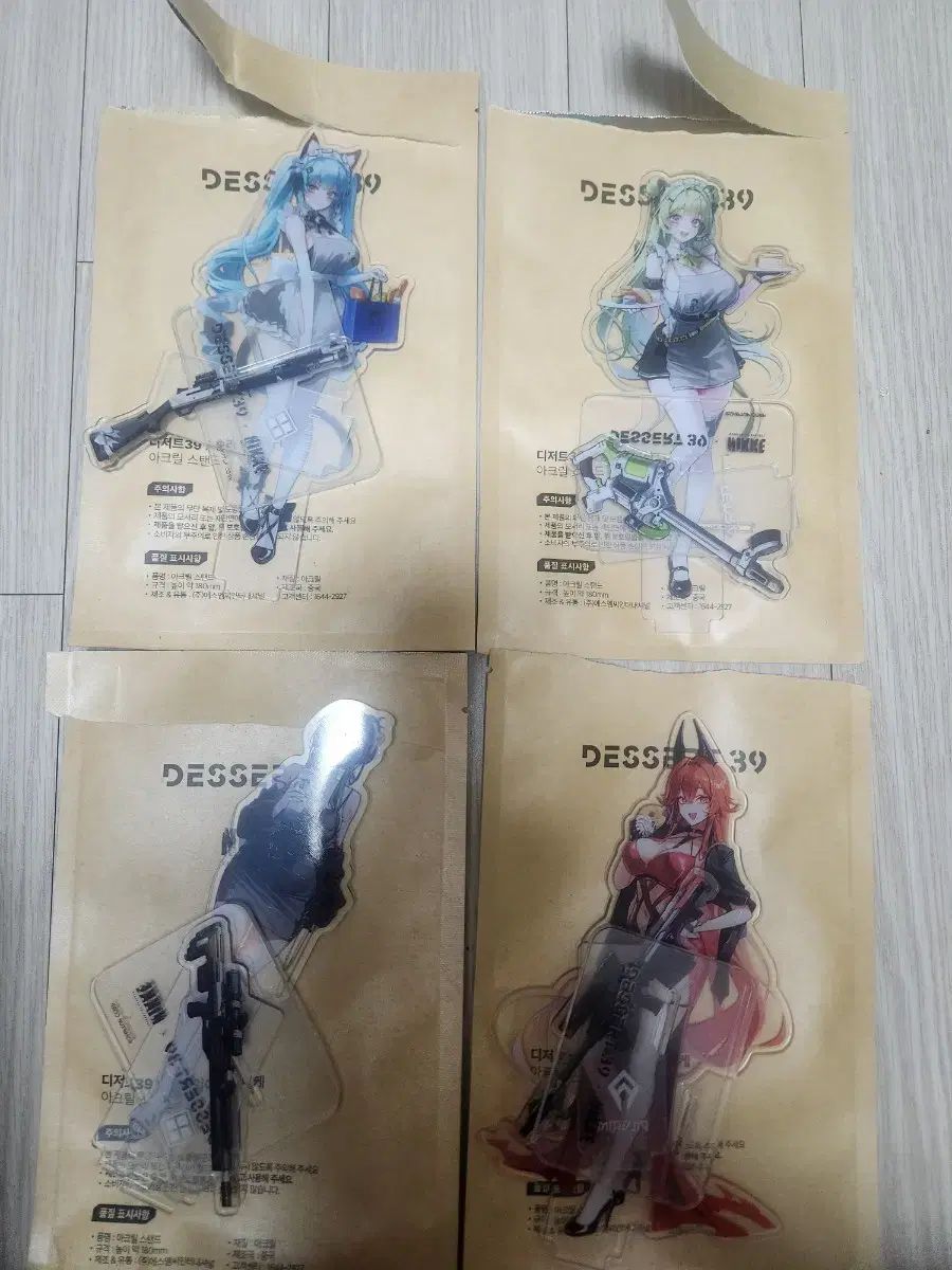 勝利の女神 勝利の女神：NIKKE(ニケ) デザート 39 アクリルスタンド アクスタ 4 種 まとめ売り