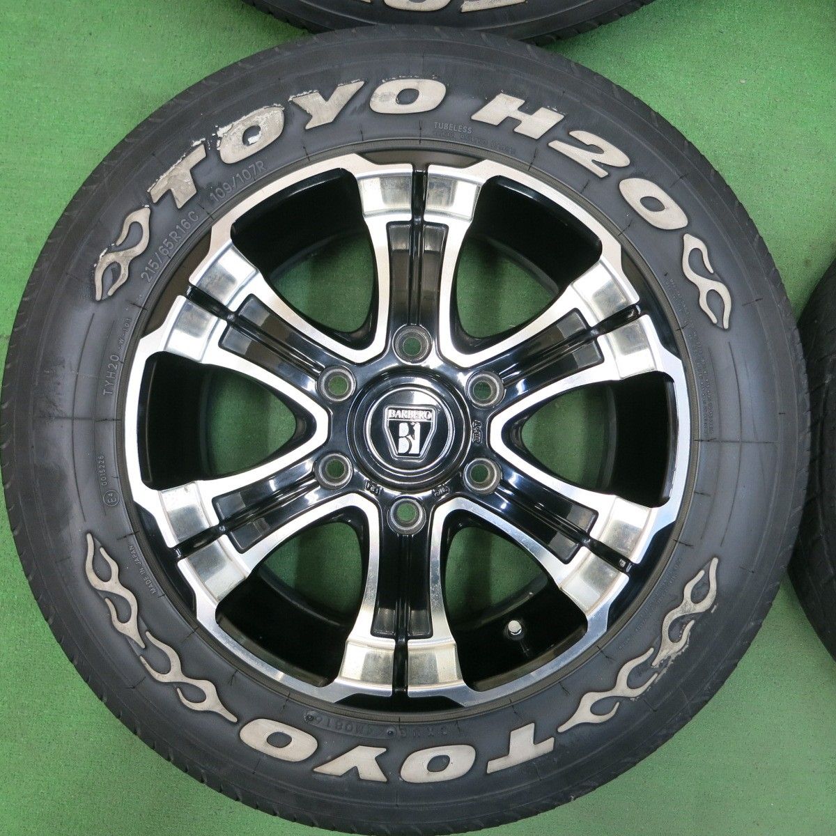送料無料] 4本価格☆ハイエース 等 BARBERO バルベロ 215/65R16C 109 