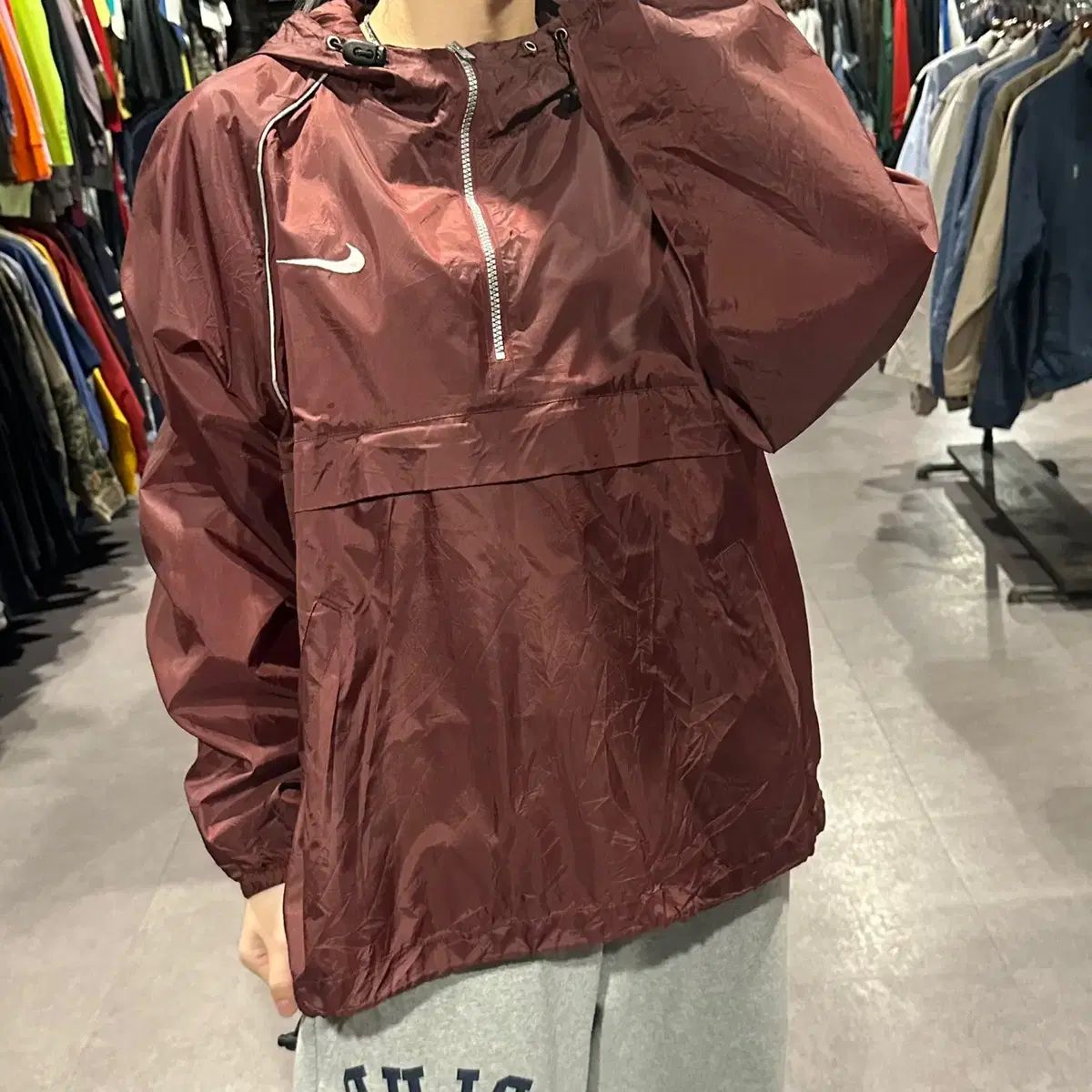【雷市場（ポンジャン）商品韓国直送】 （ 322 ） NIKE Nike(ナイキ） オールドスクール スウッシュ バイカラー アノラックウォームアップ