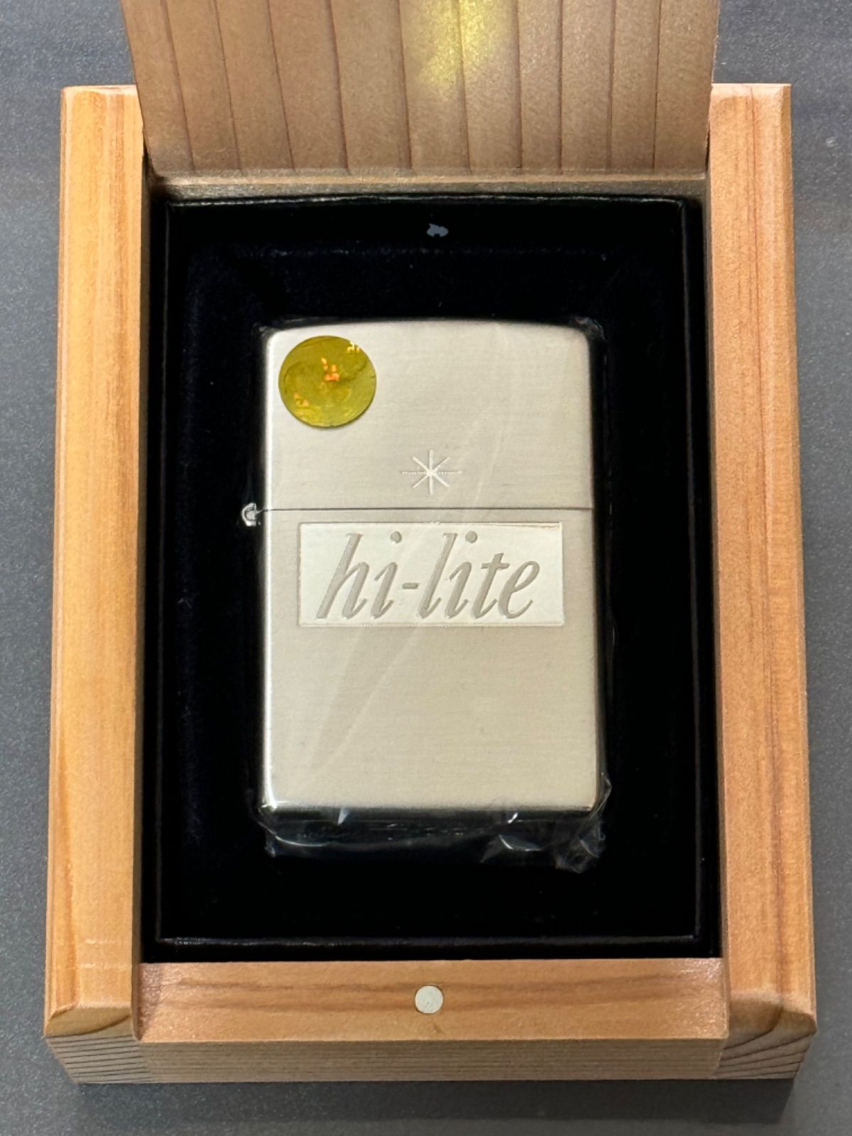 zippo hi-lite NIPPON silver 限定品 両面刻印 ハイライト 2011年製 HI-LITE シルバー デットストック  シリアルナンバー HI-NO.01755 専用木箱 保証書 当選通知書 - メルカリ