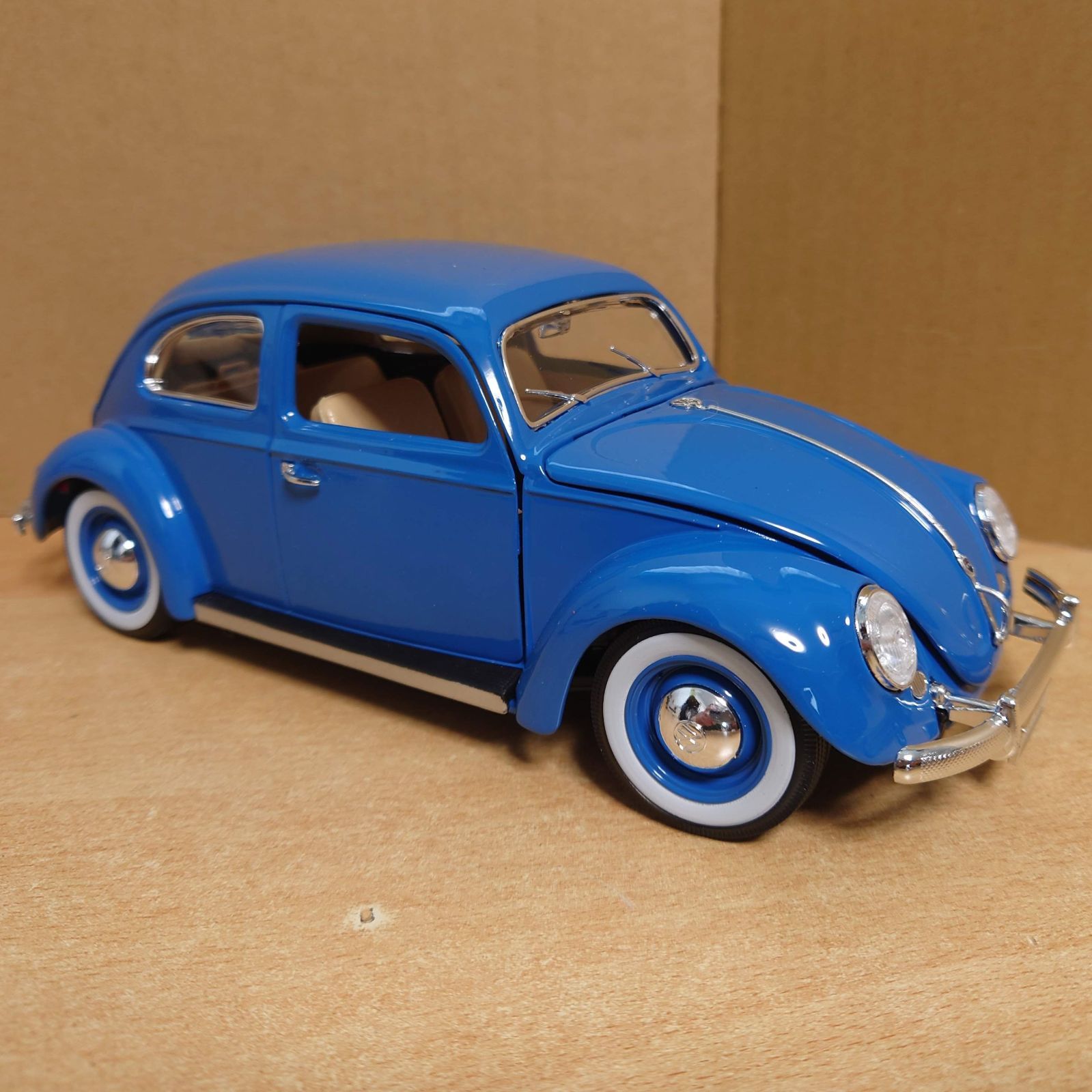 1/18 フォルクスワーゲン ビートル ブルー BEETLE 1955 ミニカー 1/18 フォルクスワーゲン ビートル ブルー VW BEETLE 1955 ダイ