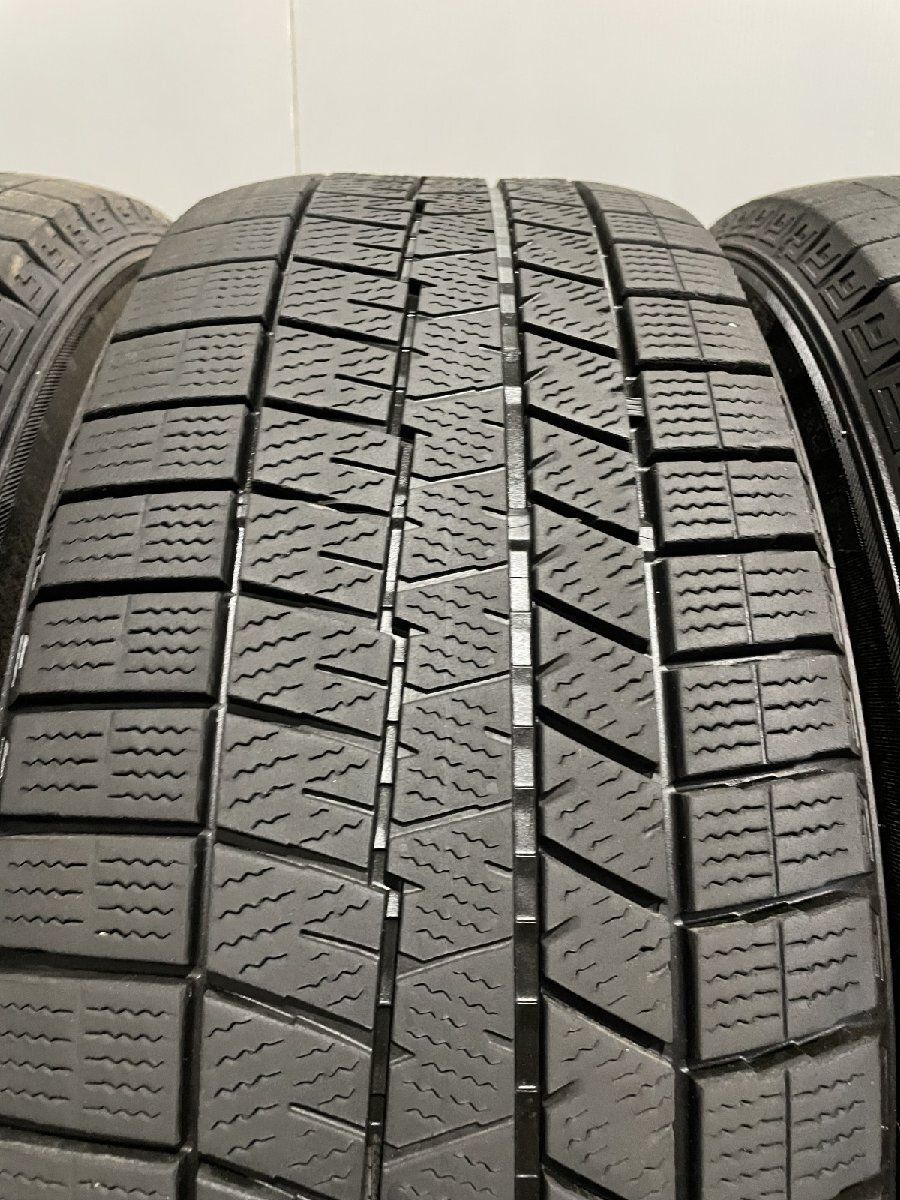 DUNLOP WINTER MAXX WM03 215/55R18 18インチ スタッドレス 4本 23年製 ハイエース VOLVO/V60クロスカントリー等　(KTJ091)