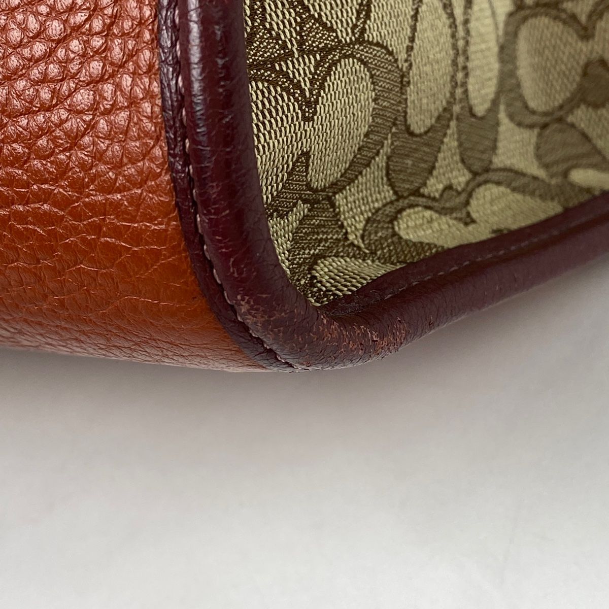 美品　COACH デンプシー　ハンドバッグ ベージュ/オレンジ/ブラック コーチ COACH デンプシー トート 30 シグネチャー ロゴ マルチ