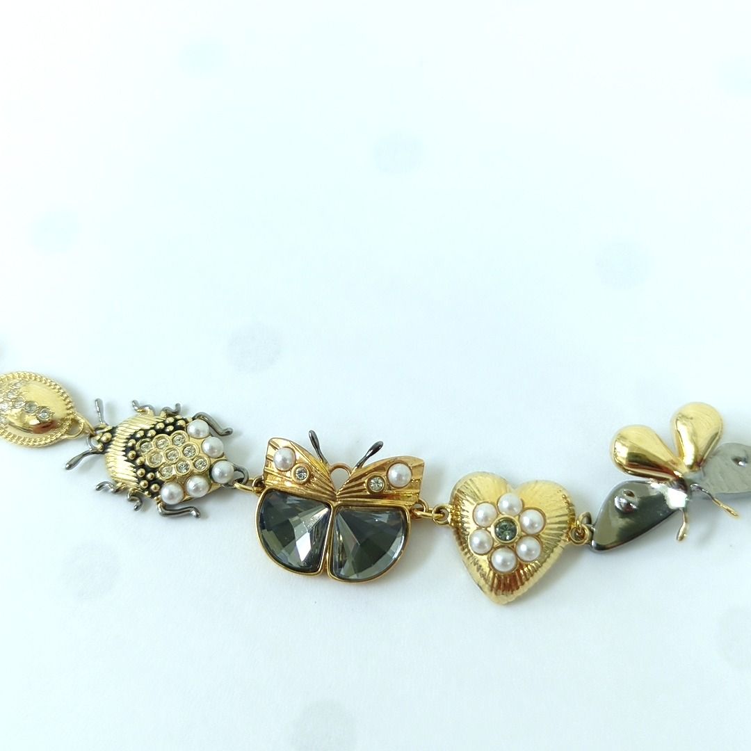 SWAROVSKI スワロフスキー 昆虫 蝶 MAGNETIC ネックレス 【公式通販】