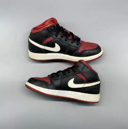 Jordan 1 Mid Black Gym Red White 225mm