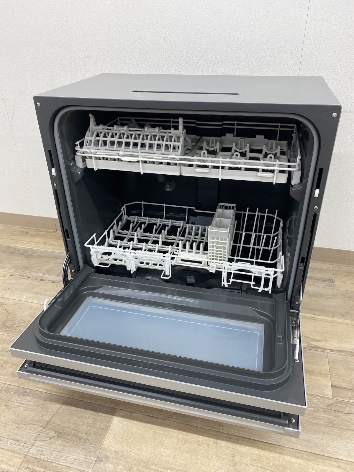3F AY25092511 ≪中古品≫ Panasonic 食器洗い乾燥機 NP-TZ300-S