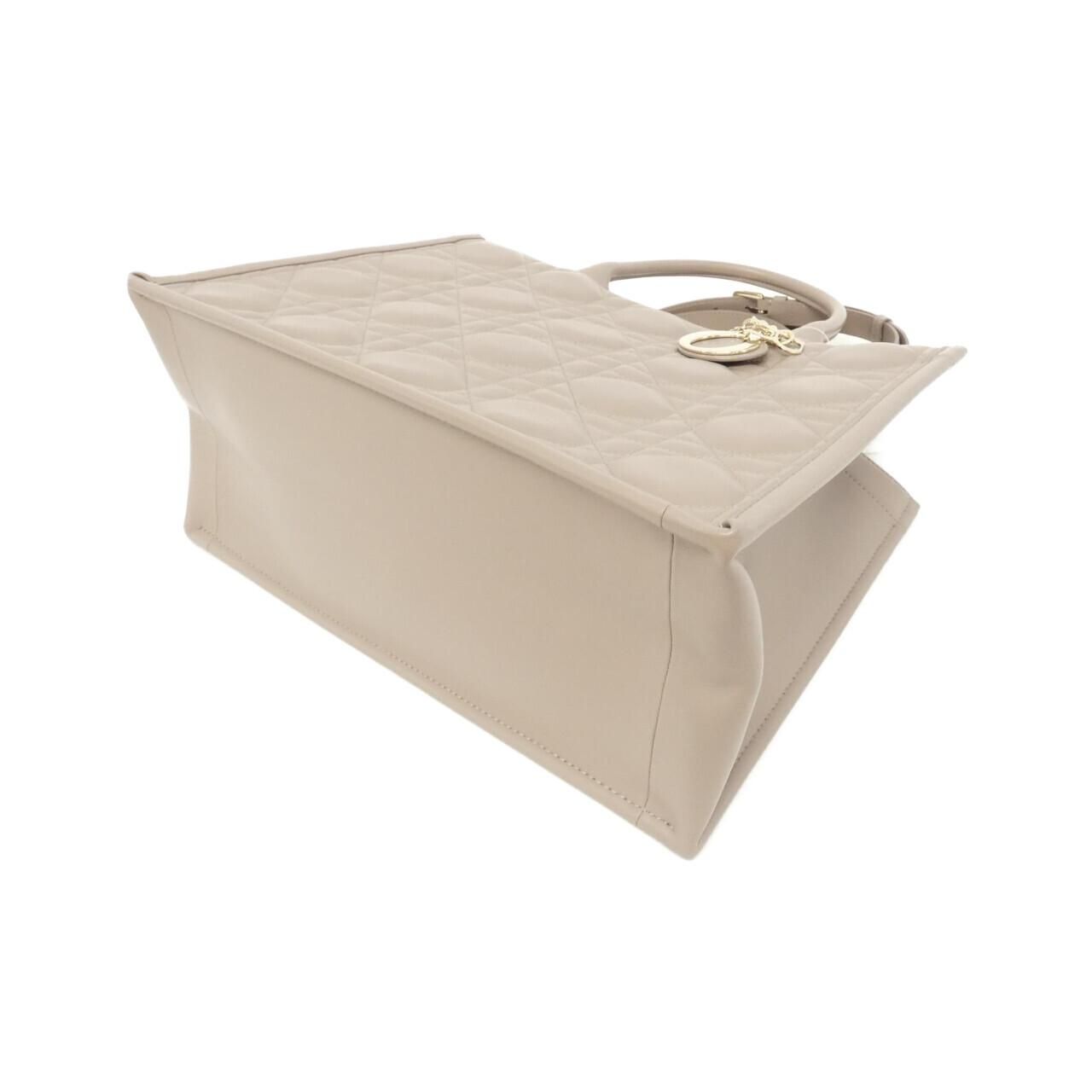 新品】クリスチャンディオール ディオール ブック トート ミディアム  