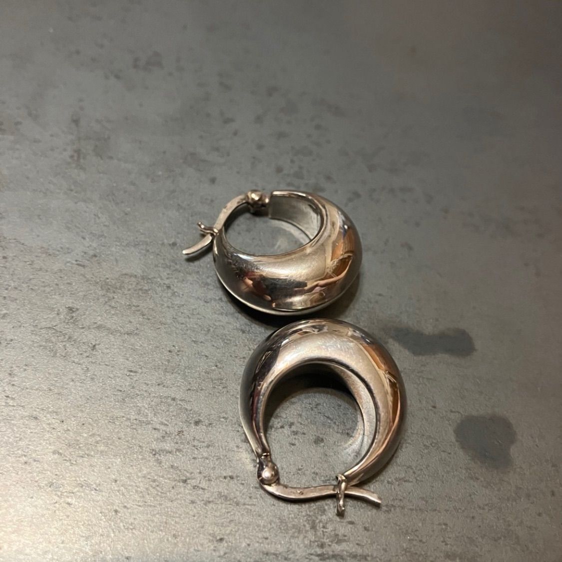 SILVER925 WIDE HOOP EARRINGS /シルバー/ピアス silver925］Wide hoop Pierce (Silver) – TRES