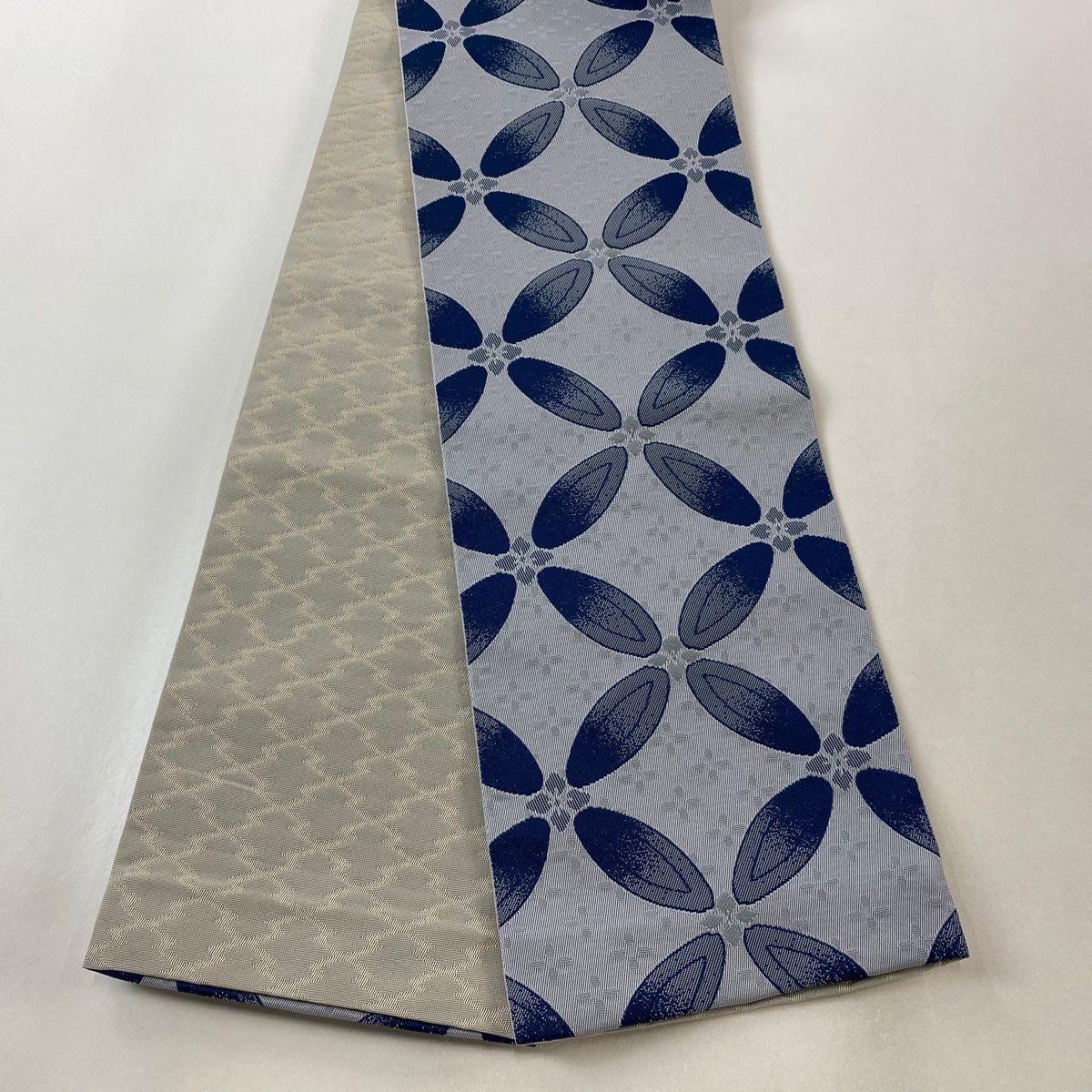 半幅帯 ※美品 半幅帯 美品 優品 七宝 花 青灰色 化繊 【中古】 - メルカリ