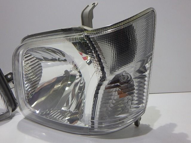 ヘッドライト左右 ハロゲン