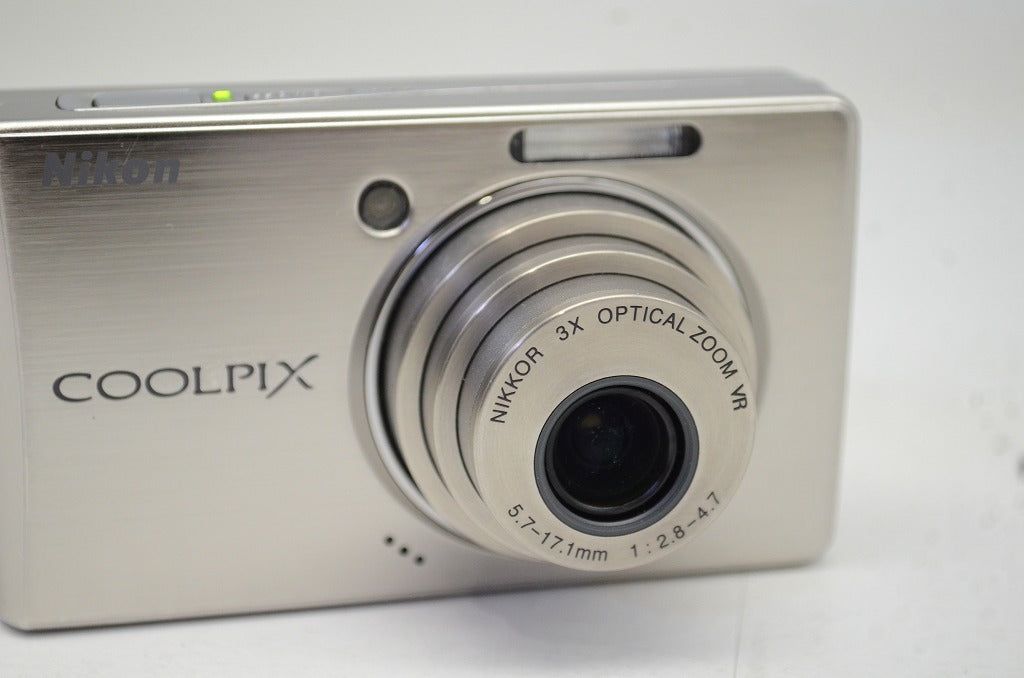 Nikon ニコン COOLPIX S510 コンパクトデジタルカメラ シルバー 元箱付