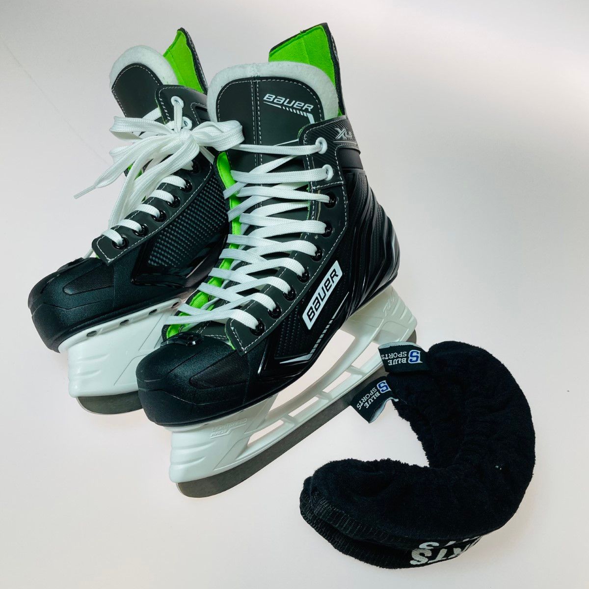 BAUER - ◎◎Bauer バウアー アイスホッケー シューズ 靴 23cm ブレードカバー付 未研ぎ 楽天市場】◎◎【中古】Bauer バウアー アイスホッケー シューズ