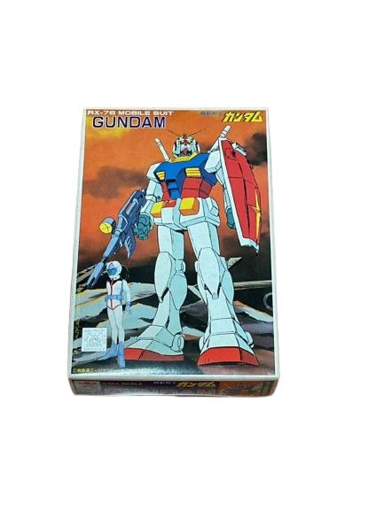 旧バンダイ 1/144 ガンダム韓国生産版 ガンプラ 未組立 旧バンダイ 1⁄144 ガンダム 韓国版