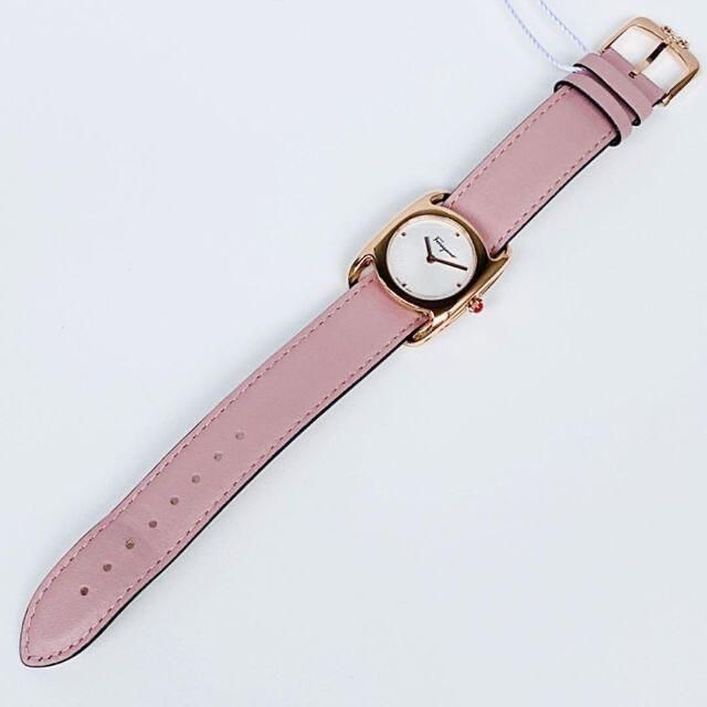新品フェラガモレディース腕時計スイス製革レザーピンクかわいい可愛いシンプル逆輸入
