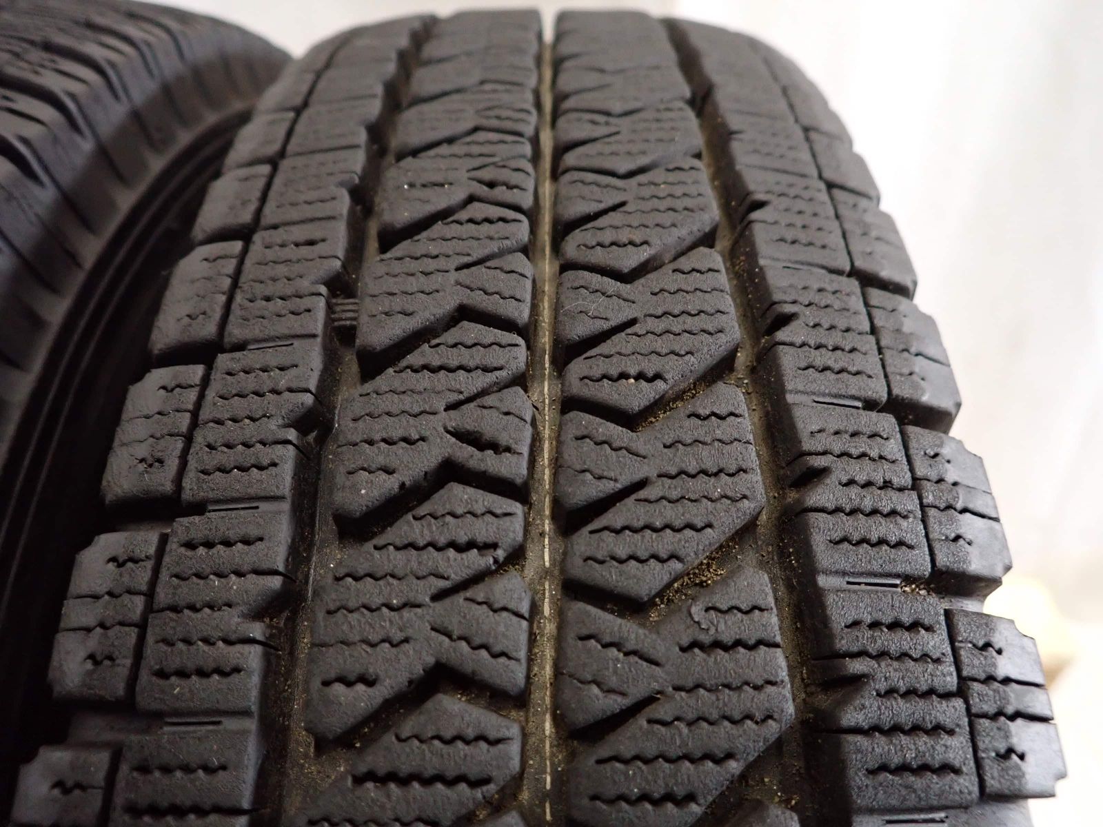 冬4本SET 会社宛 145 80R12 80 78 LT ブリヂストン ブリザック VL10 製 ハイゼット アトレー キャリィ ミニキャブ NO F7743 FFCRYSTALESIA_COM