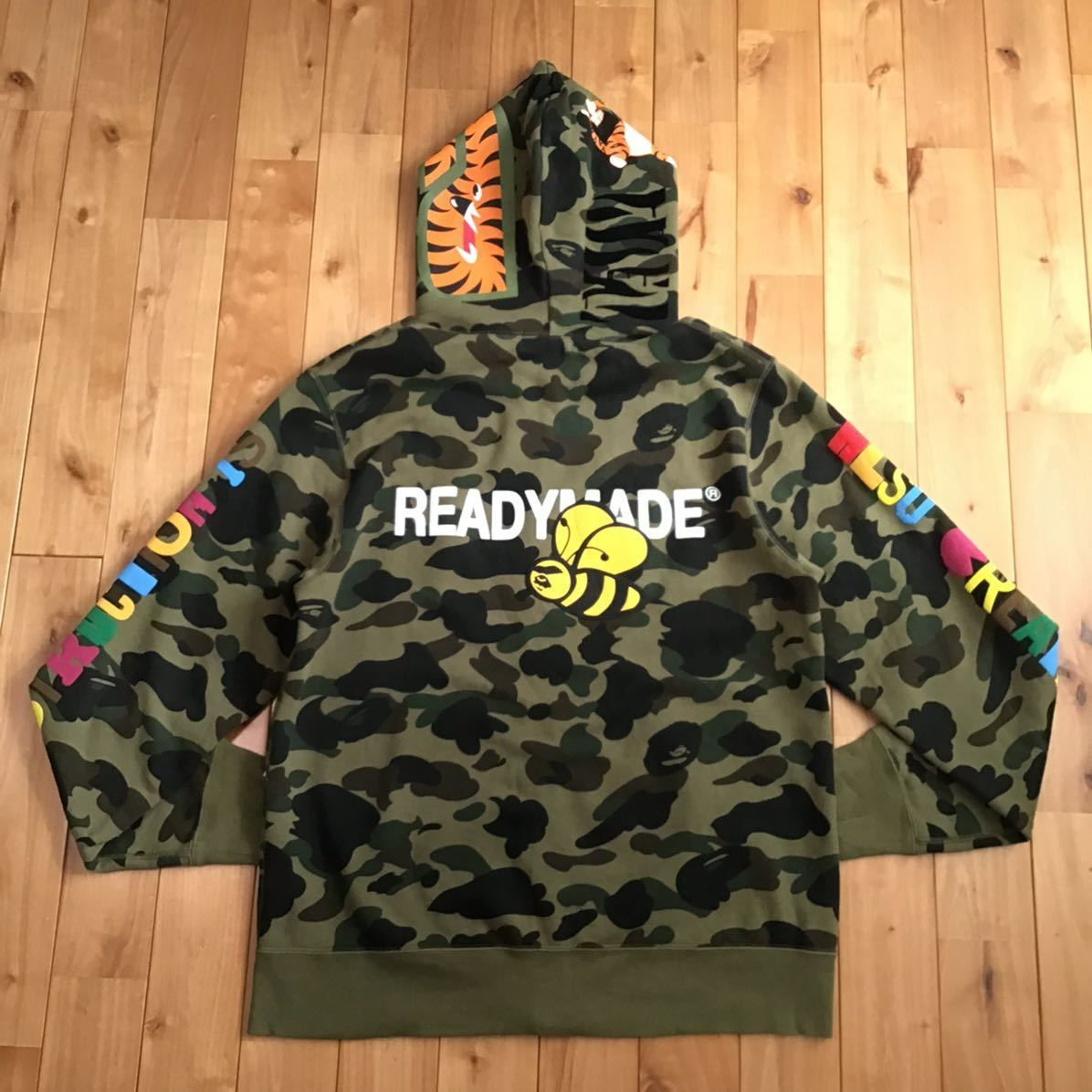 APE BAPE CAMO 迷彩　エイプ　タイガー　シャークパーカー　3XLご確認してください