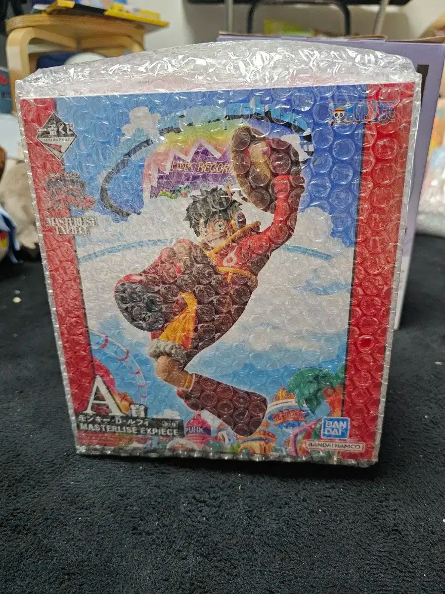 【雷市場（ポンジャン）商品韓国直送】 モンキー・D・ルフィ エッグヘッド A 賞 売ります